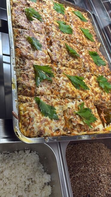 слитра мачавина: Домашняя лазанья порционная из лотка на раздаче. Описание: - Слоёная