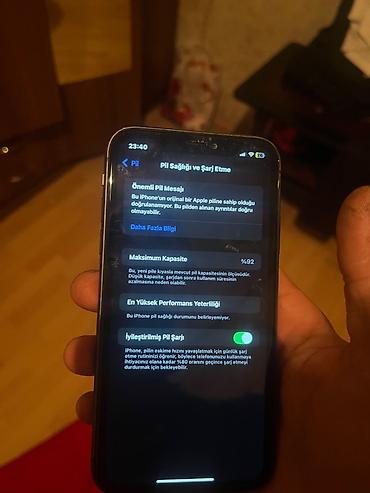 iphone 11 telefon: IPhone 11, 64 GB, Qara, Face ID — 8