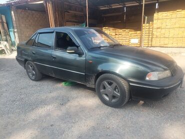 возможен обмен на дом: Daewoo Nexia: 2003 г., 1.5 л, Механика, Бензин