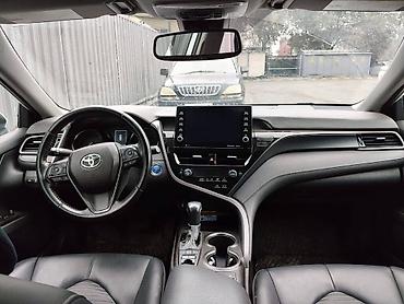 Toyota: Toyota Camry: 2021 г., 2.5 л, Вариатор, Гибрид, Седан — 4