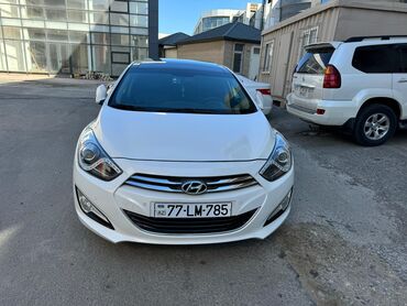 dizel qatqı: Hyundai i40: 1.7 l | 2014 il Sedan