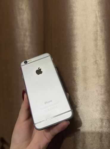 Apple iPhone: IPhone 6, Б/у, 128 ГБ, Серебристый, Защитное стекло, Чехол, 81 %