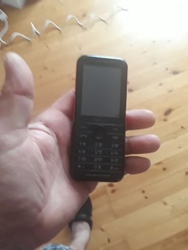 Digər mobil telefonlar: Model: nokia (düyməli telefon) Xüsusiyyətlər: - Korpus: kompak, qara — 9