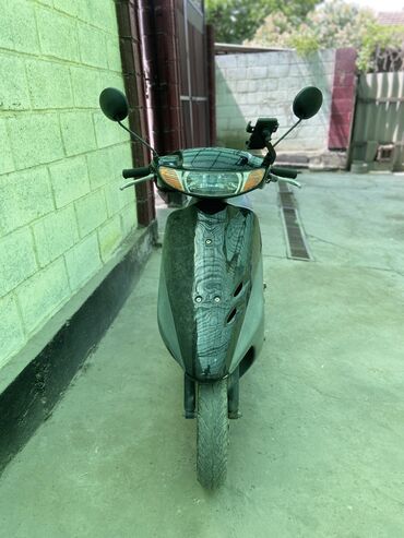 ркс 300: Скутер Honda, 50 куб. см, Бензин, Колдонулган