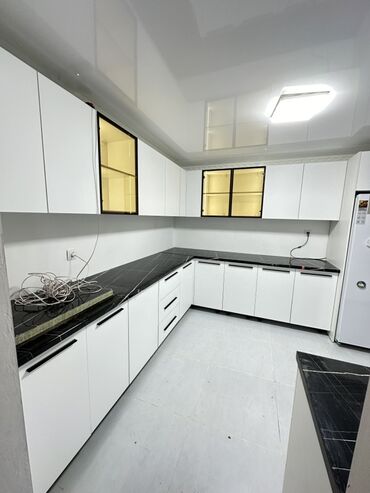 Кухонные гарнитуры: Кухонный гарнитур, Новый, цвет - Серый, МДФ, Бесплатная доставка — 30