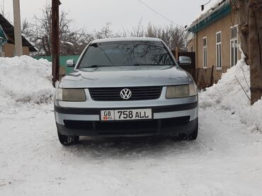 Volkswagen Passat: 1998 г., 1.8 л, Механика, Бензин, Седан