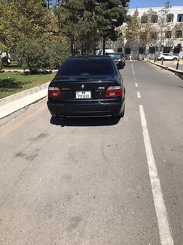 tesla 3: BMW 523: 3 l | 2001 il Sedan — 3