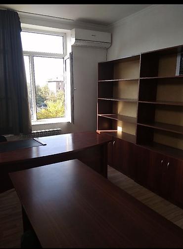 снять офис на сутки: Сдаем кабинет для бизнеса. 18 кв. Цена аренды в месяц 15000. Доступ — 3