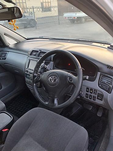 минивен гибрид: Toyota Corolla: 2002 г., 2.4 л, Автомат, Газ, Универсал — 4