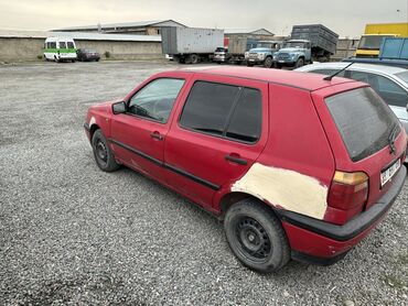 Volkswagen: Volkswagen Golf: 1993 г., 1.8 л, Механика, Хэтчбэк — 8