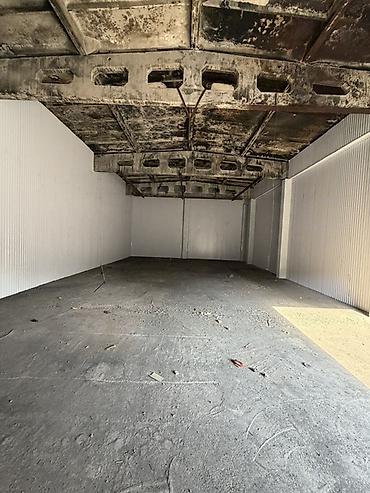 склад на аренду: 240 м², С высокими потолками — 9