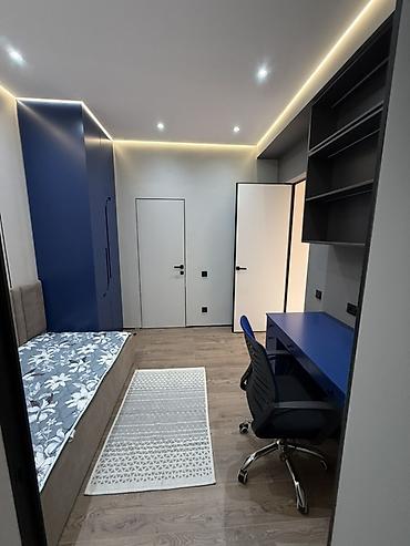 Стеклянные двери на заказ: Эксклюзивное предложение в Немецком квартале (мкр. Асанбай) Сдаётся — 10