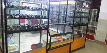 Бутики: Продаю Бутик В торговом центре, 4 м², 1 этаж — 10