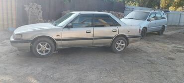 машина коробка автомат: Mazda 626: 1990 г., Механика, Бензин, Седан