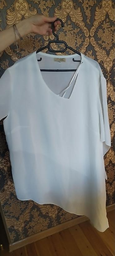 ag koynek: Ağ şifon bluz – UP JUST Collection - Model: asimmetrik kəsimli, yüngül — 1