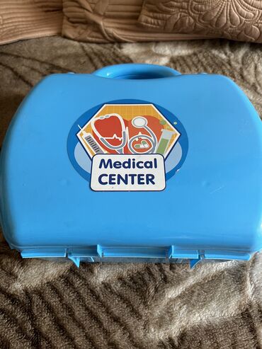 медицинская сумка: Набор для игр. Медицинский центр. В отличном состоянии
