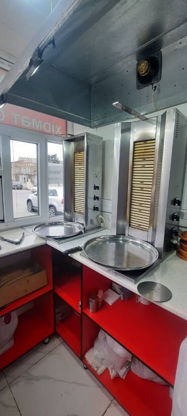Restoran, kafelər: Dönər və köşk icarəyə verilir. Hər şəraiti var — 7