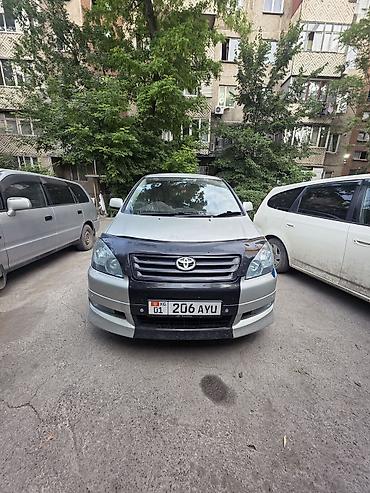 Toyota Ipsum: 2003 г., 2.4 л, Автомат, Бензин, Минивэн