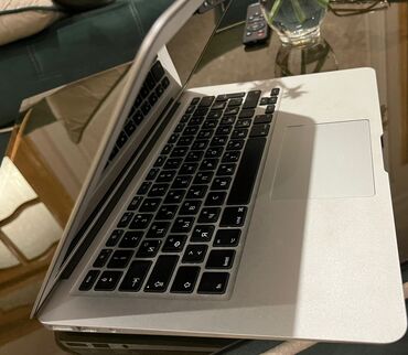 macbook air 13 fiyat: İşlənmiş Apple MacBook, 13.1 ", Intel Core i5, 128 GB, Pulsuz çatdırılma