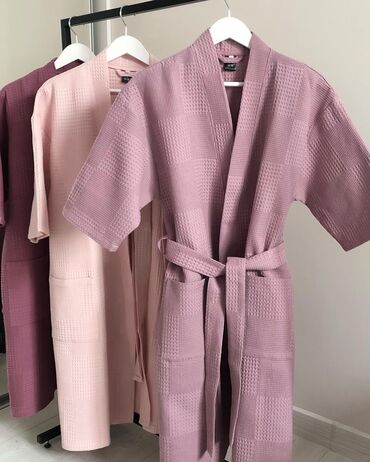 Халаты: Халат, Вафельное полотно, XS, S, M at lalafo.kg — 18 Халаты: Халат, Вафельное полотно, XS, S, M — 18