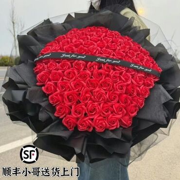 вечная спичка: 199 ярких роз + черная лента LOVE IS ETERNAL. 💣 Идеально для