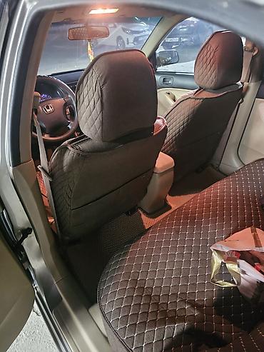 mazda 3 2005: Honda Civic: 2004 г., 1.5 л, Автомат, Гибрид, Седан — 10