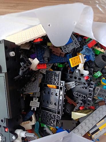 oyuncaq avtomat: 3,7 kq çəkidə böyük konstruktor detalları qutusu satılır. • Ümumi — 3