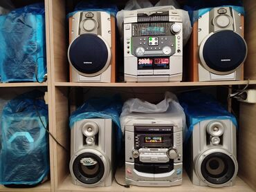 музыкальный центр technics: Продаю только верхний SAMSUNG музыкальный центр есть и другие
