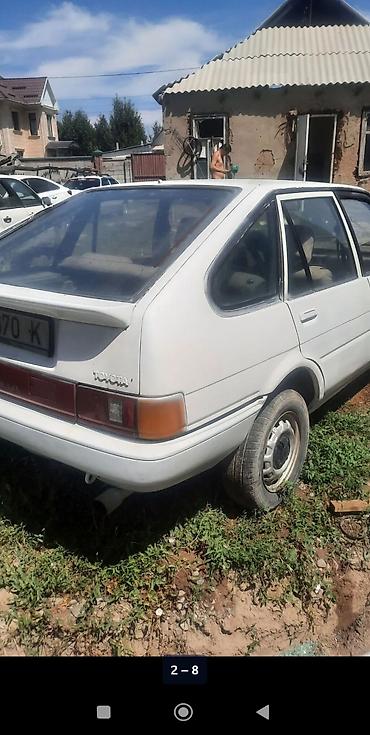 chaser 100: Toyota Corolla: 1990 г., 1.6 л, Механика, Бензин, Хэтчбэк — 1