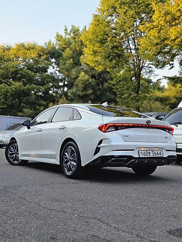 Продажа авто: Kia K5: 2021 г., 2 л, Гибрид, Седан — 4