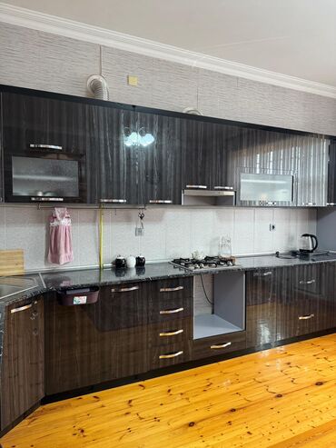 Həyət evləri və villaların satışı: 7 otaqlı, 360 kv. m, Kredit yoxdur, Orta təmir — 9