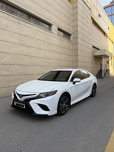 xv70: Toyota Camry: 2020 г., 2.5 л, Автомат, Бензин, Седан — 1