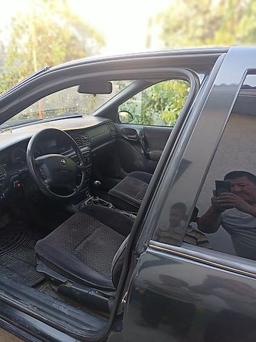 зил квадрат: Opel Vectra: 1997 г., 1.8 л, Механика, Бензин, Седан — 6