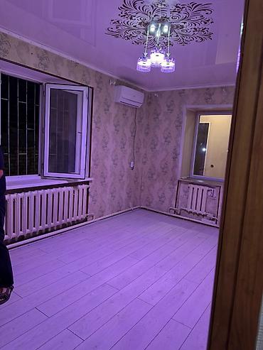 1 комнат: 1 комната, 48 м², 105 серия, 2 этаж, Старый ремонт — 1