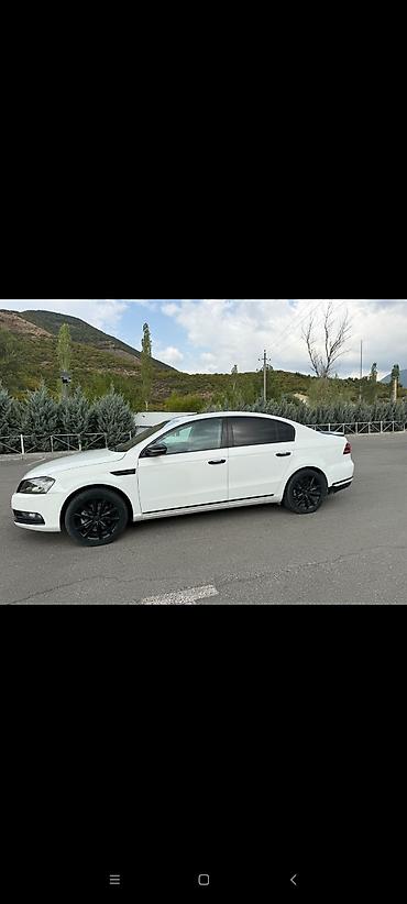 Volkswagen: Volkswagen Passat: 1.8 l | 2011 il Sedan — 4