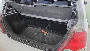 машины с российскими номерами: Chevrolet Aveo: 2005 г., Механика, Бензин, Хэтчбэк — 4