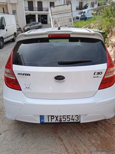 Hyundai i30: 1.6 l. | 2011 έ. Λιμουζίνα