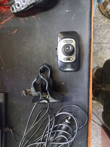 Видеорегистраторы: Видеорегистратор Б/у, На лобовое стекло, Без GPS, Без антирадара — 11