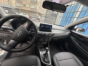 5: Hyundai Celesta: 2019 г., 1.6 л, Автомат, Бензин, Седан — 5