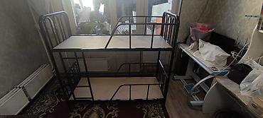 bunk bed: Металлическая двухъярусная кровать, цвет бордовый, кровать — 6