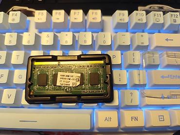 iphone 5 's: Salam ram satılır təzədir çatdırılma ödənişlidir masınla göndərəcəm — 2