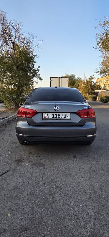 Volkswagen: Volkswagen Passat: 2014 г., 2 л, Автомат, Дизель, Седан at lalafo.kg — 4 Volkswagen: Volkswagen Passat: 2014 г., 2 л, Автомат, Дизель, Седан — 4
