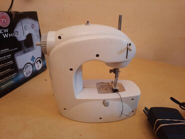 Mini prenosive šivaće mašine: Mala/putna sivaca masina,prenosiva masina za sivenje
Isravna — 12