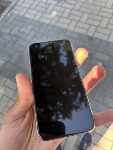 apple notebook qiymetleri: IPhone X, 64 GB, White Titanium, Barmaq izi, Face ID