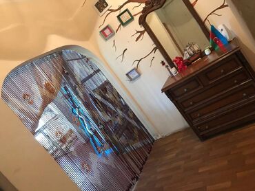 Digər kommersiya daşınmaz əmlakı: Yasamalda 5 mertebeli binanın 1-ci mərtəbəsində yerləşən ümumi sahəsi — 5