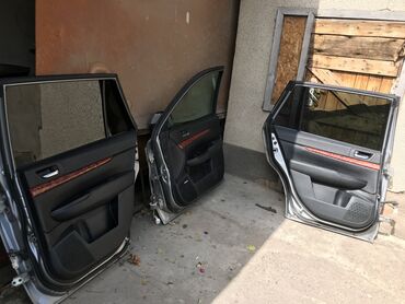 Двери: Комплект дверей Subaru 2011 г., Б/у, цвет - Серебристый,Оригинал