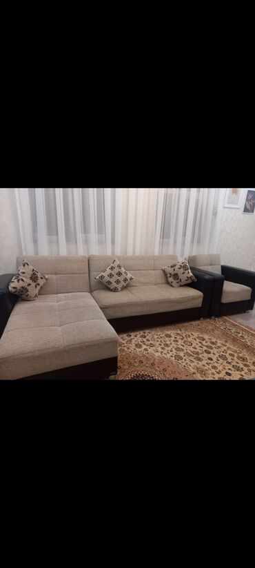 koji divan: Künc divan