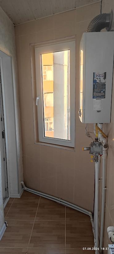 Mənzillər: Bakı, Bakıxanov qəs., 2 otaqlı, Köhnə tikili, m. Neftçilər, 42 kv. m — 6