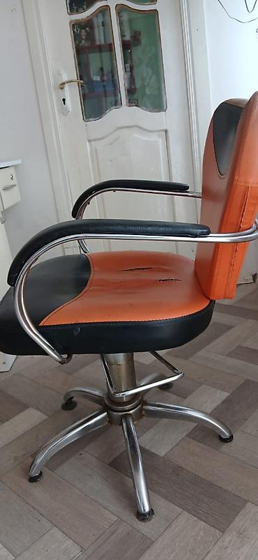 stol stul 2 ci əl: Salon kreslosu satılır.normal veziyyetdedir.Qaldırıb — 1