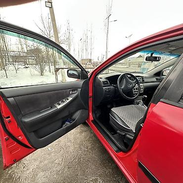 Toyota: Toyota Corolla: 2002 г., 1.6 л, Автомат, Бензин, Хэтчбэк — 7